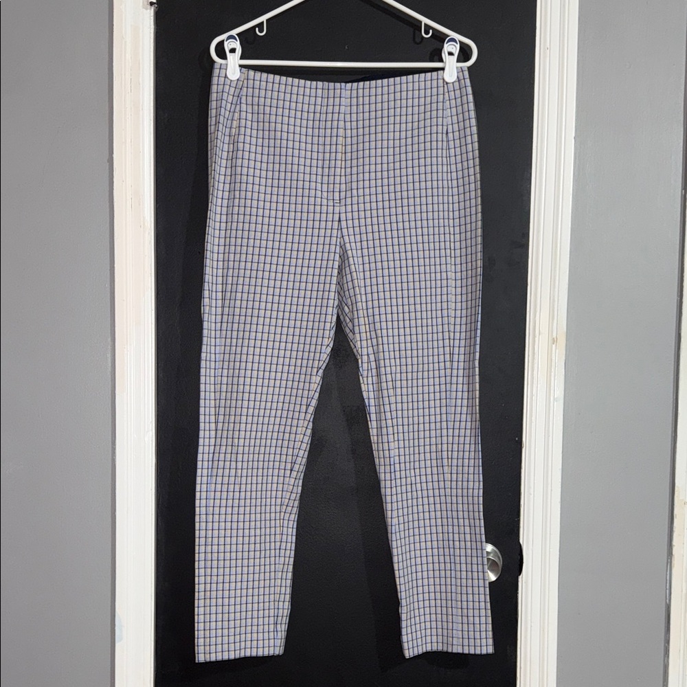 Ann Taylor Plaid Stretch Skinny Pants Size: 10 Inseam: 26”